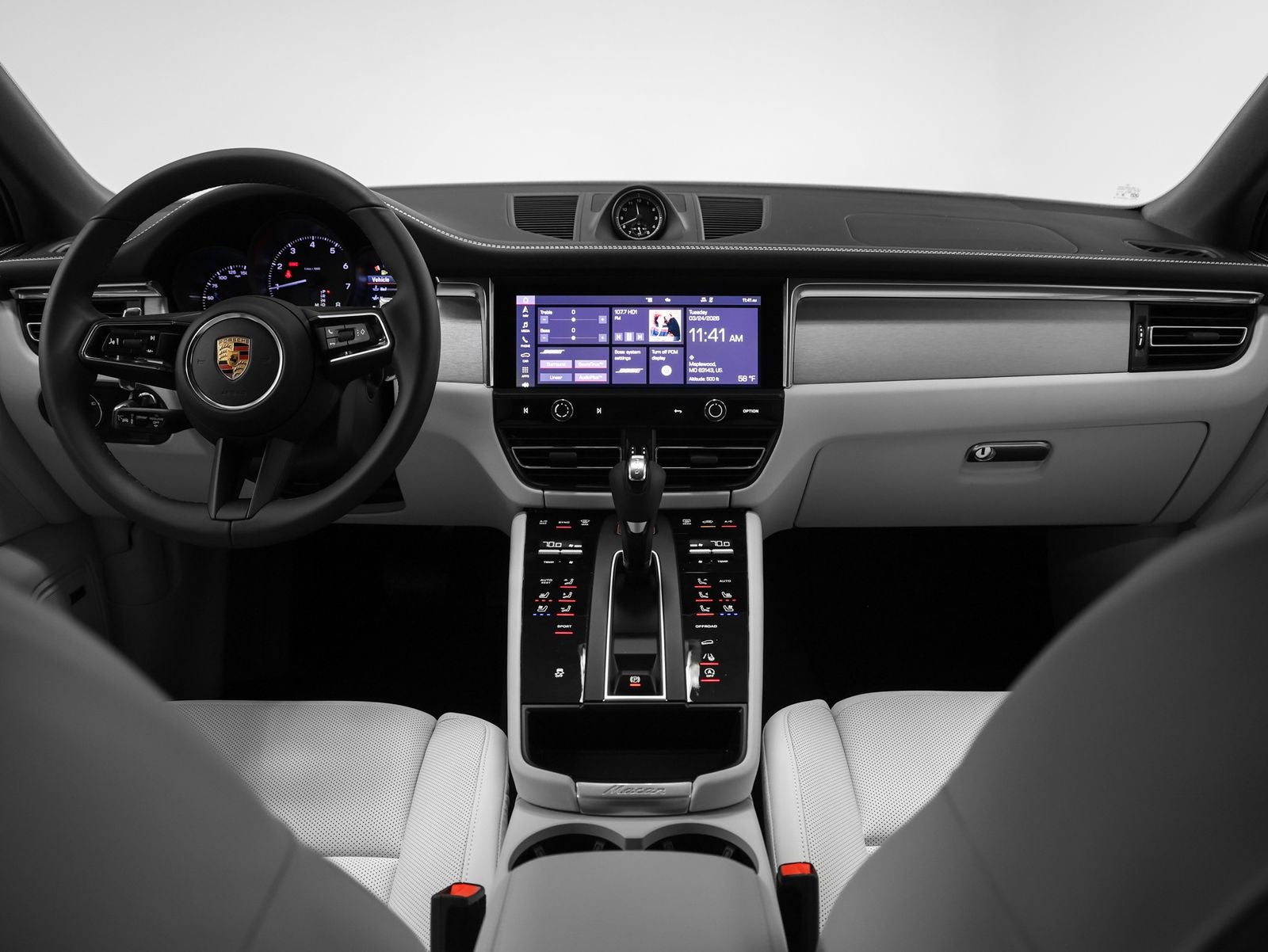 2026 Porsche Macan Base