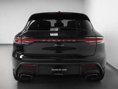 2026 Porsche Macan Macan