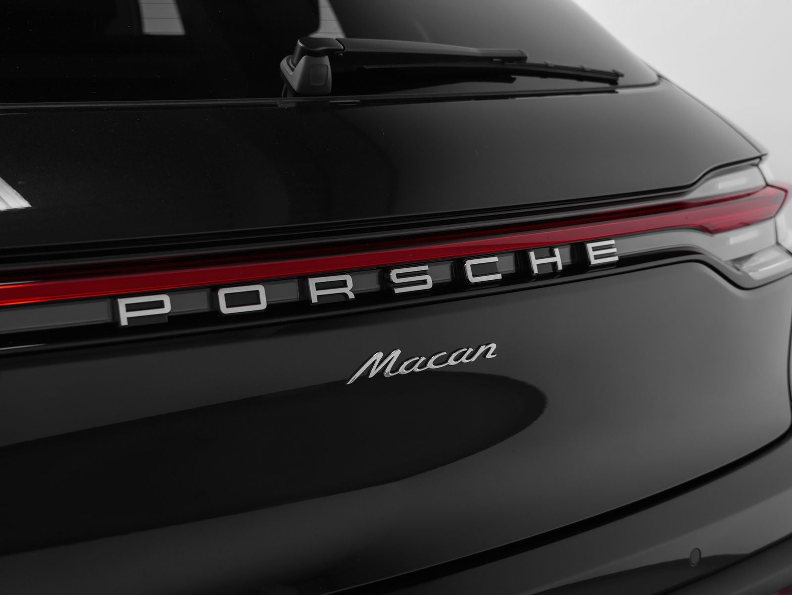 2026 Porsche Macan Macan