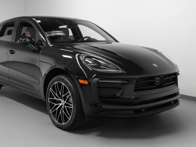 2026 Porsche Macan Macan
