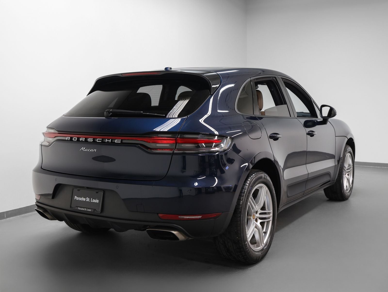 2020 Porsche Macan Macan