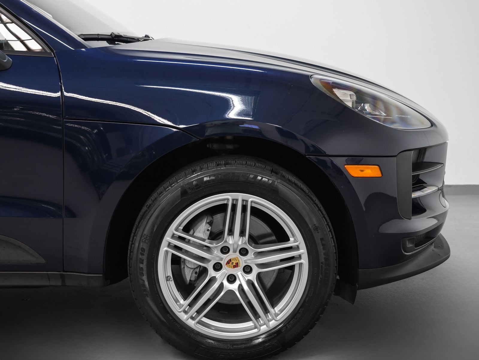 2020 Porsche Macan Macan