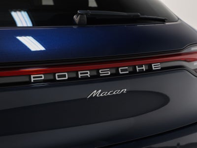 2020 Porsche Macan Macan