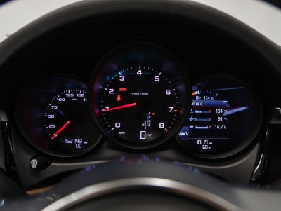 2020 Porsche Macan Macan