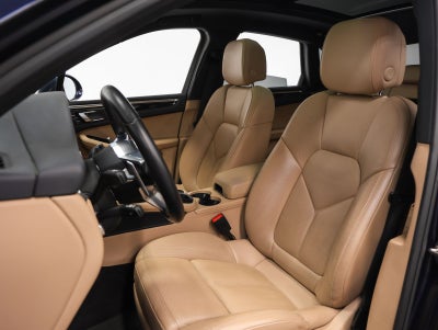 2020 Porsche Macan Macan