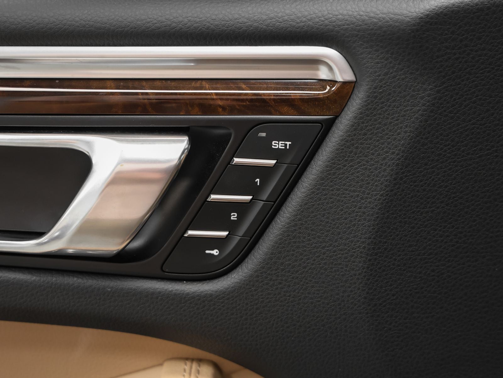 2023 Porsche Macan Macan