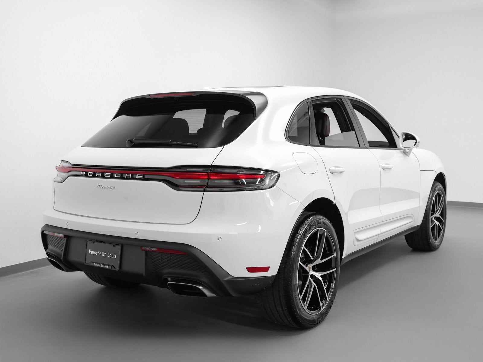2026 Porsche Macan Macan