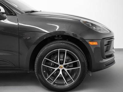 2026 Porsche Macan Macan