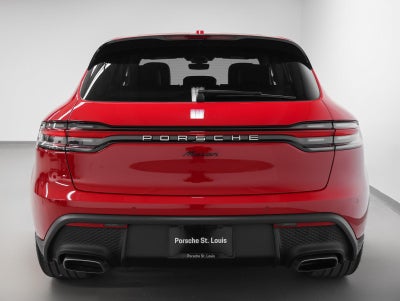 2026 Porsche Macan Base