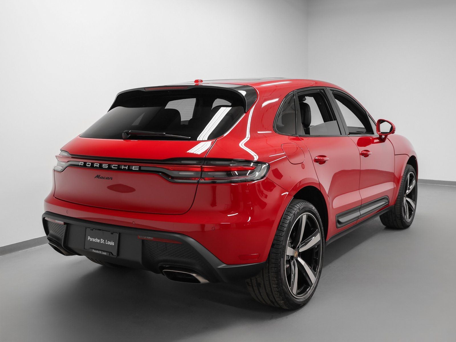 2026 Porsche Macan Base