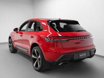2026 Porsche Macan Base