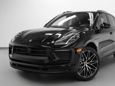 2026 Porsche Macan Macan