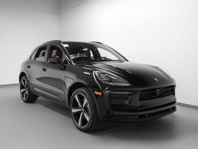 2026 Porsche Macan Macan