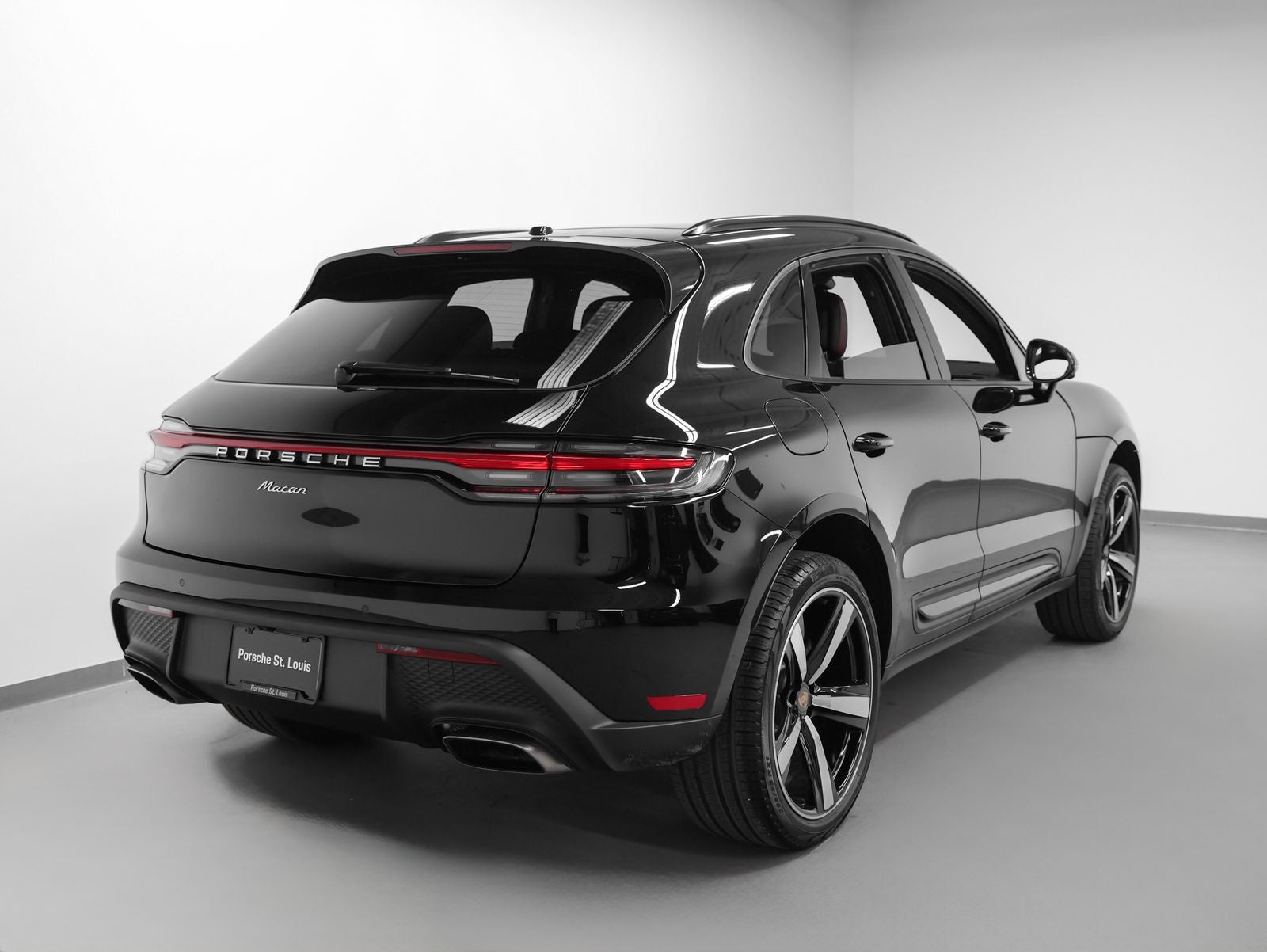 2026 Porsche Macan Macan
