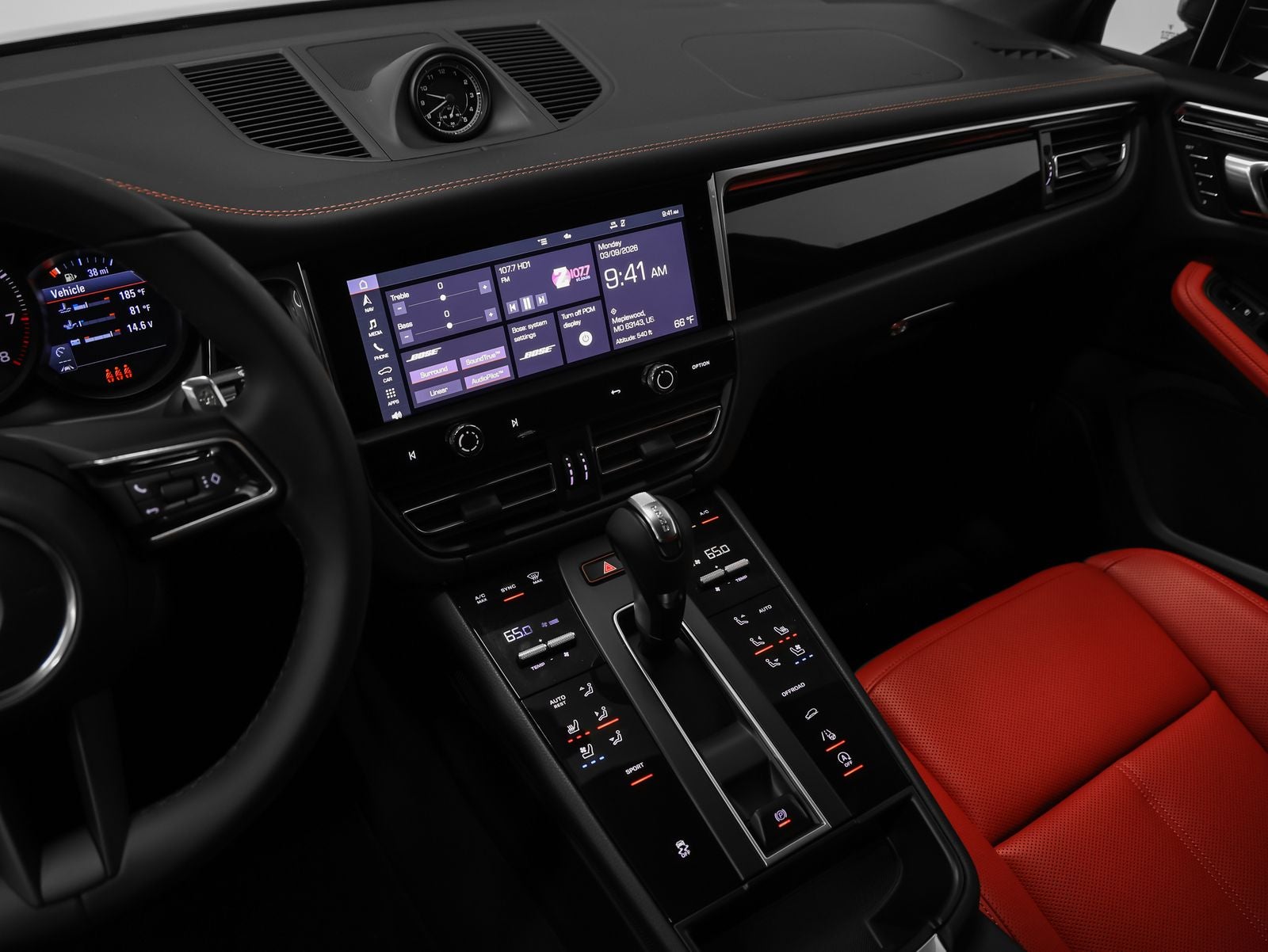 2026 Porsche Macan Macan