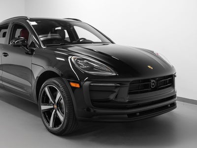2026 Porsche Macan Macan