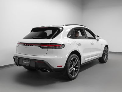2026 Porsche Macan Macan