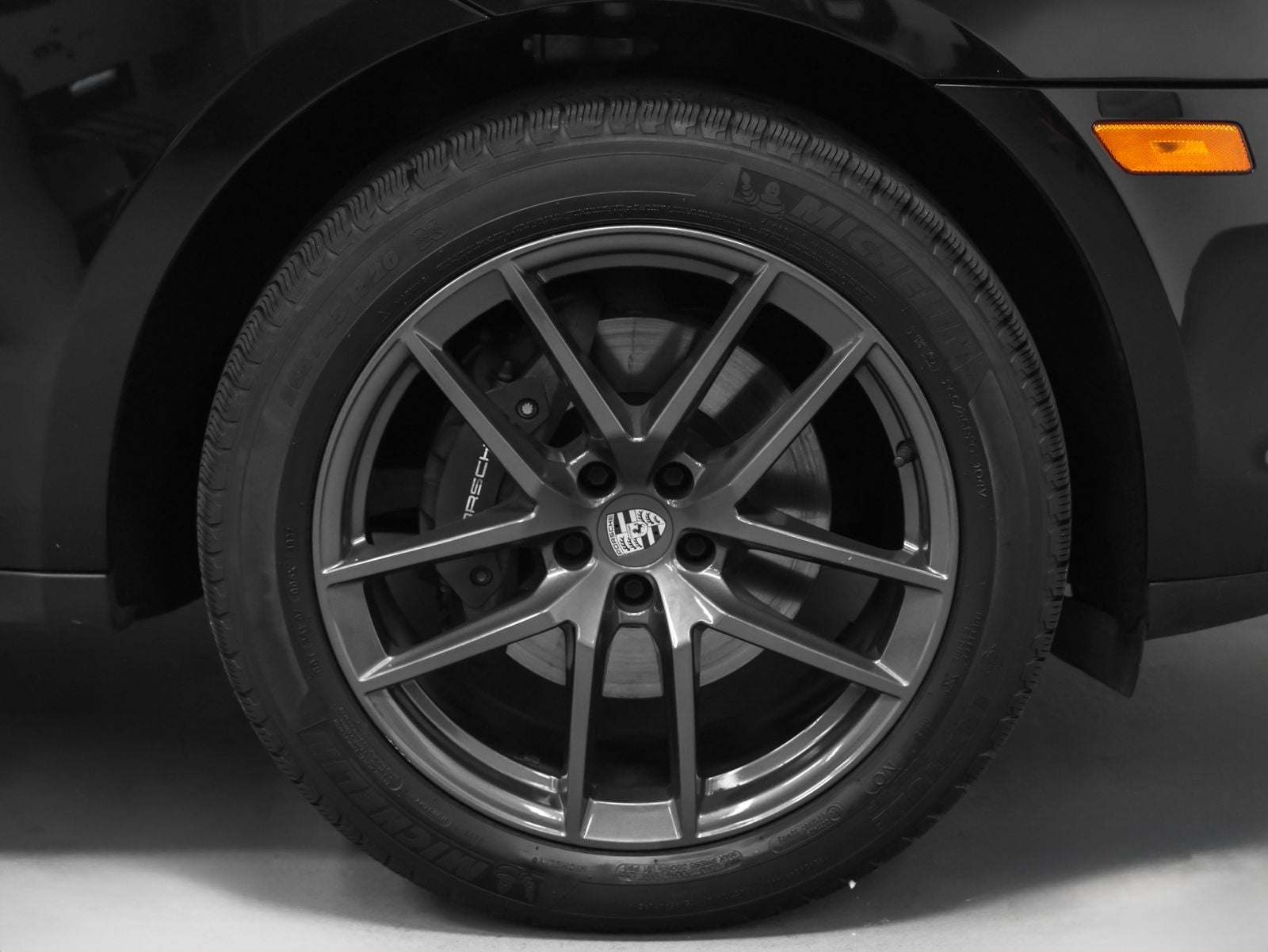 2023 Porsche Macan Macan T