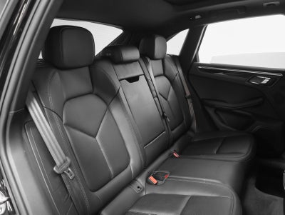 2023 Porsche Macan Macan T