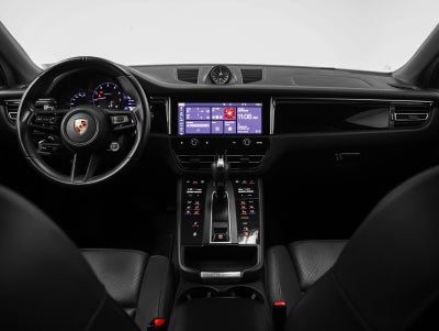 2023 Porsche Macan Macan T