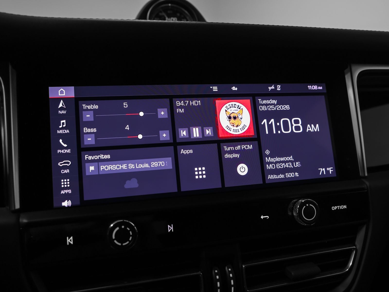 2023 Porsche Macan Macan T