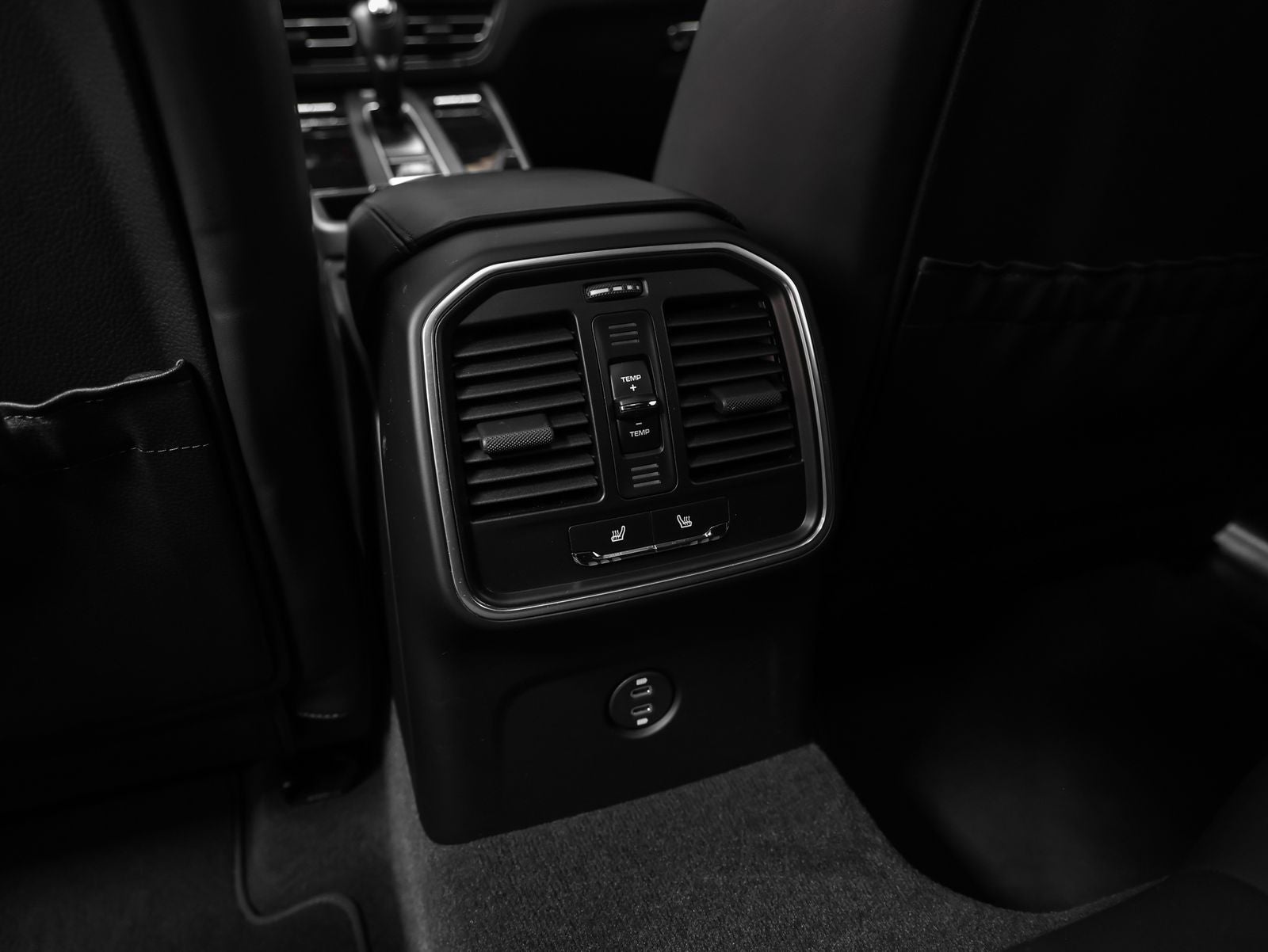 2023 Porsche Macan Macan T