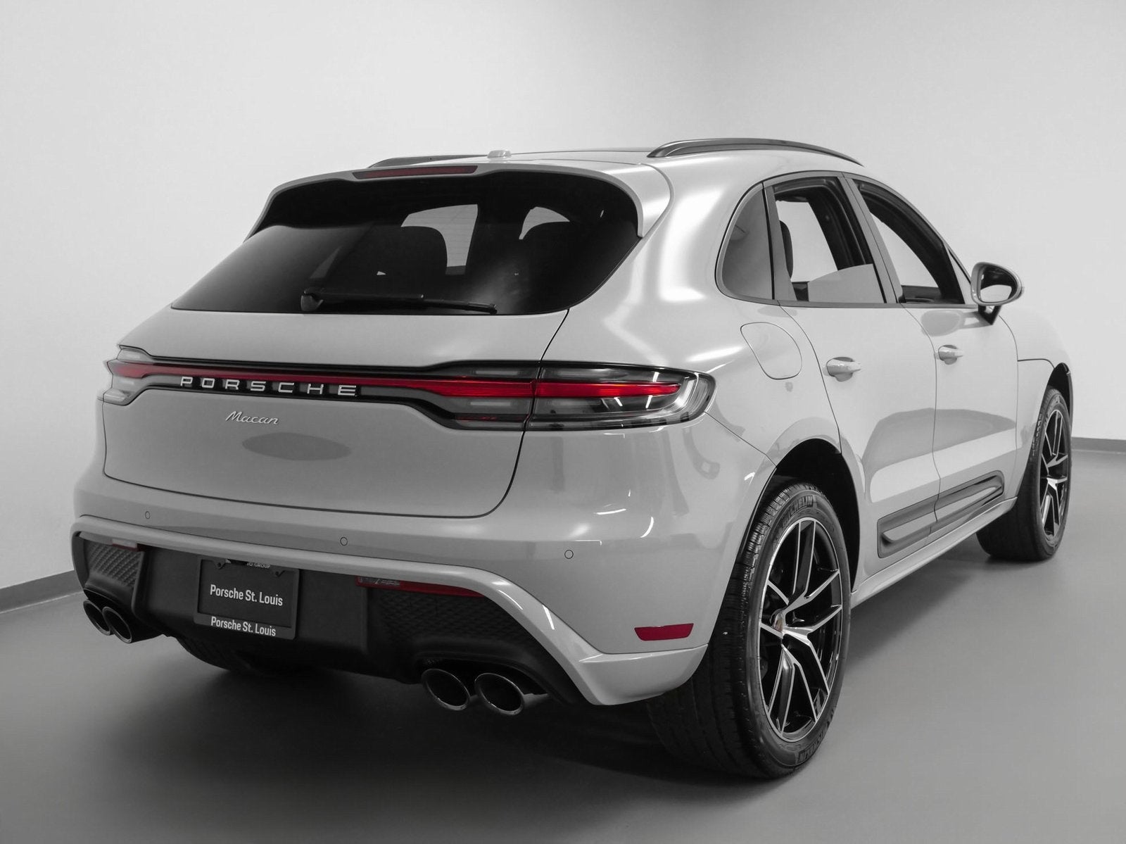 2025 Porsche Macan Macan