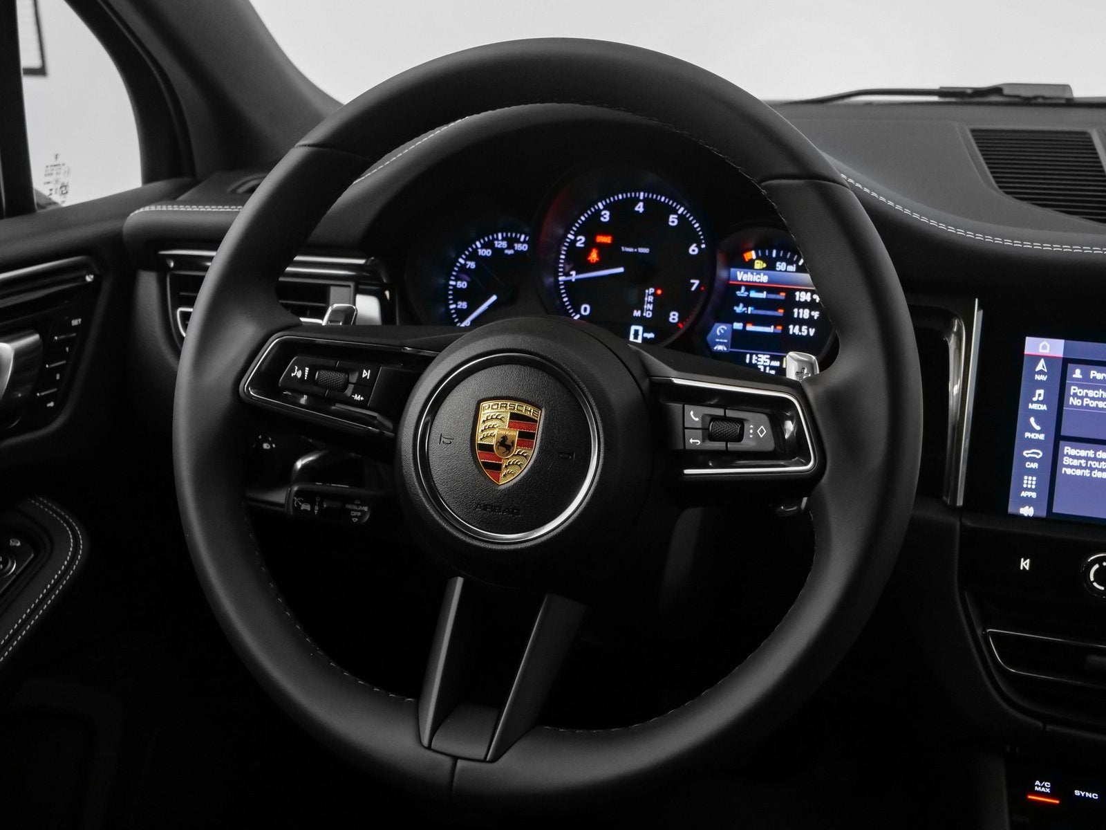 2025 Porsche Macan Macan