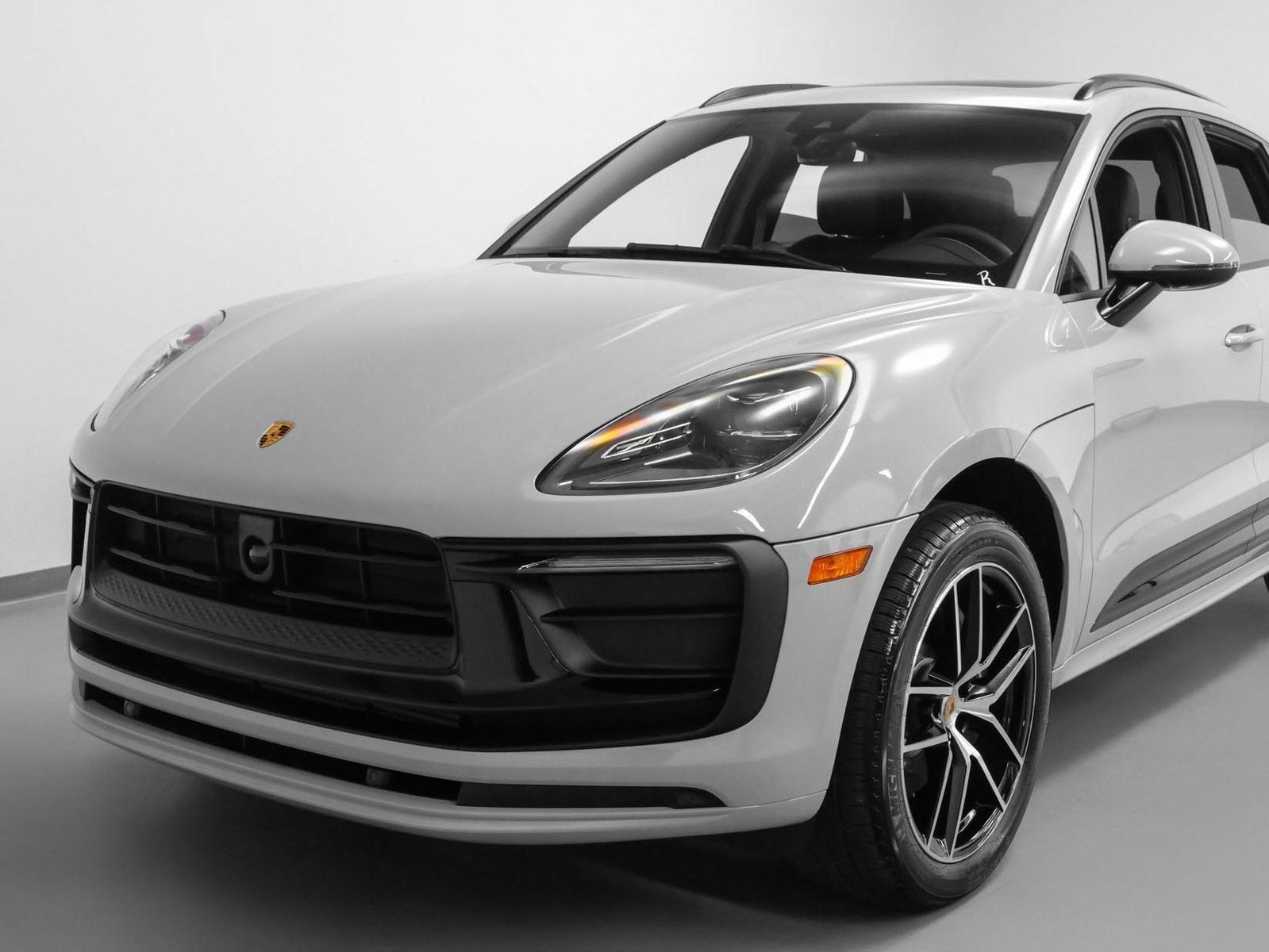 2025 Porsche Macan Macan