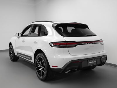 2026 Porsche Macan Macan