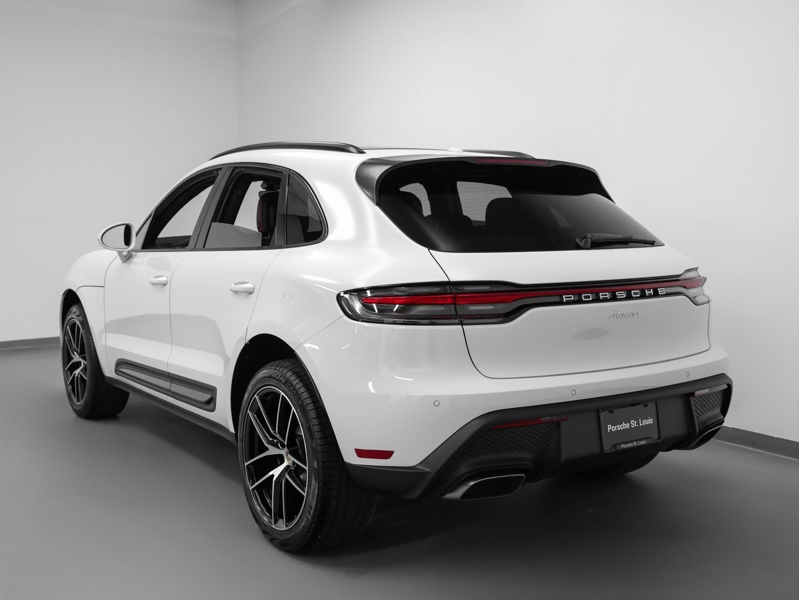 2026 Porsche Macan Macan