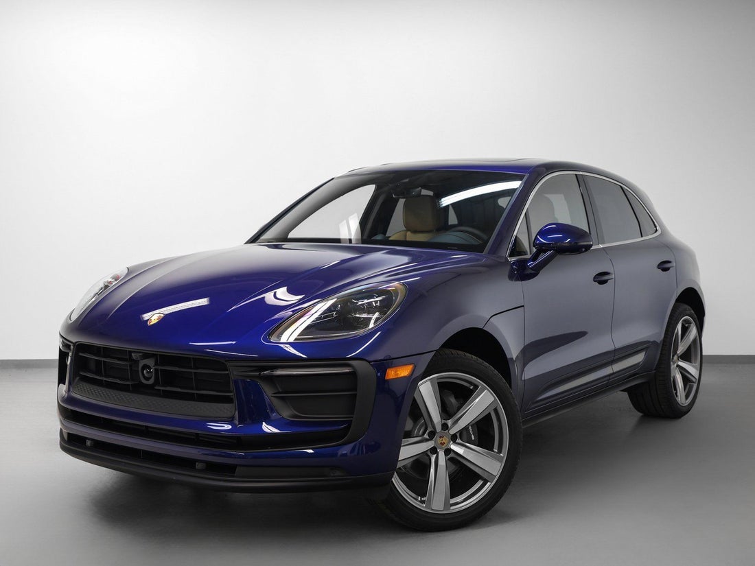 2026 Porsche Macan — photo 1 of 48