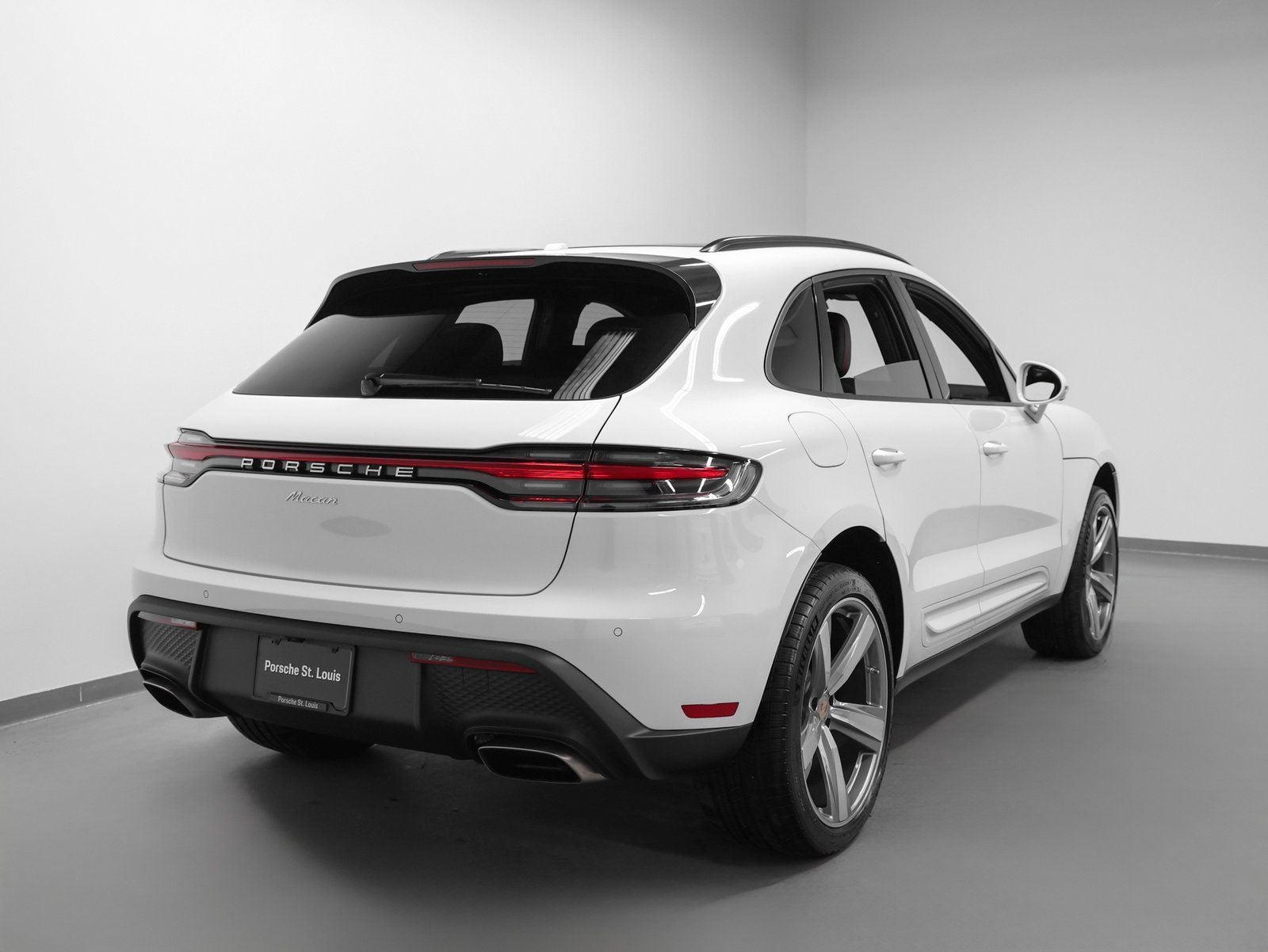 2026 Porsche Macan Macan