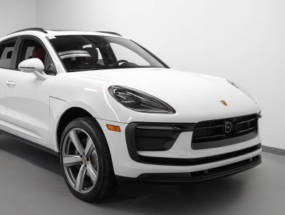 2026 Porsche Macan Macan