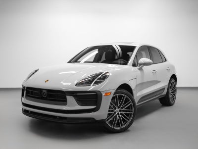 2026 Porsche Macan Base