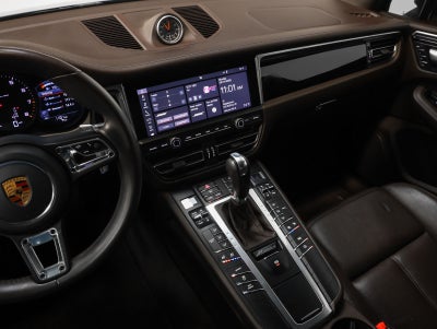 2019 Porsche Macan Macan