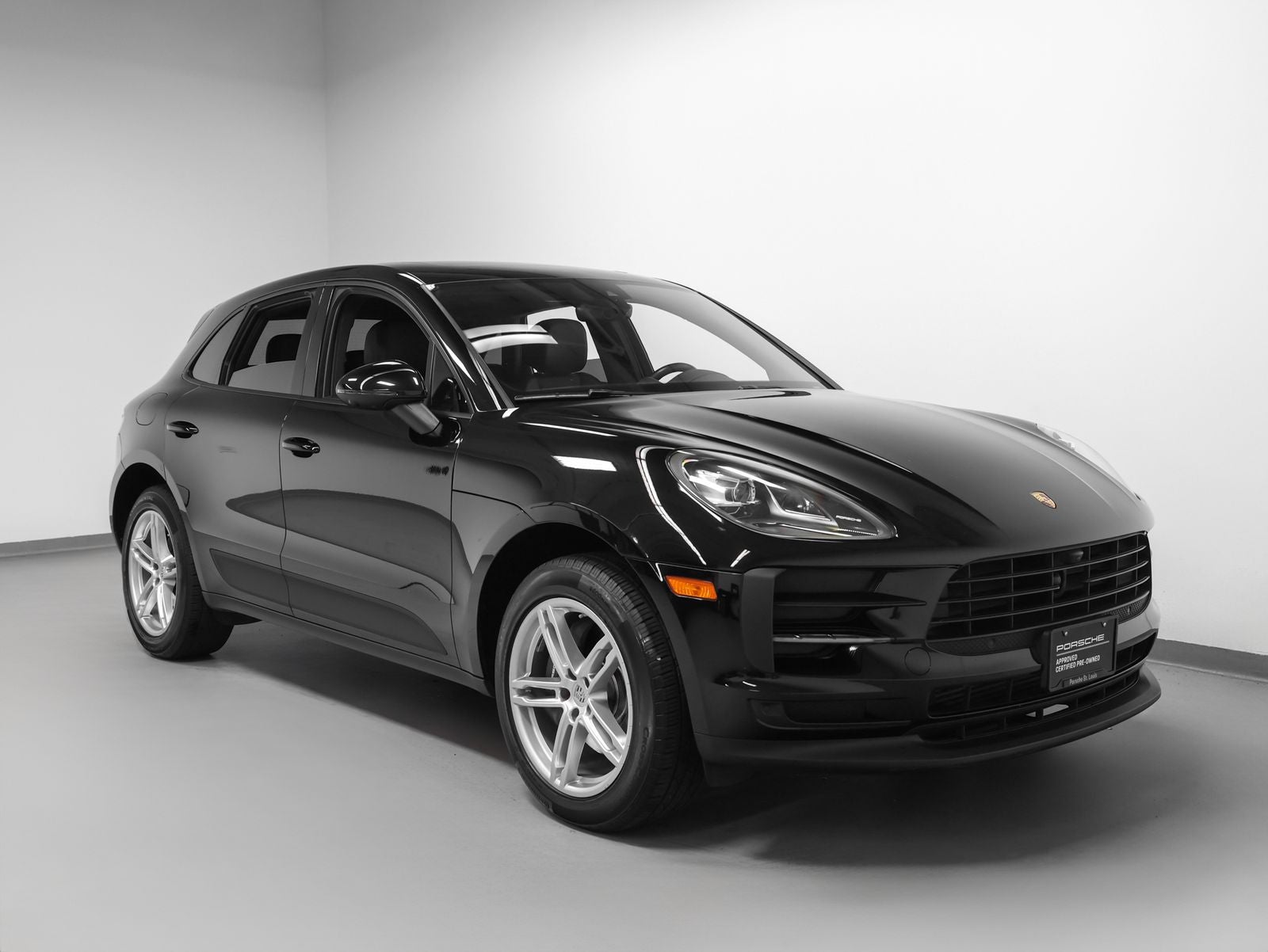 2021 Porsche Macan Base
