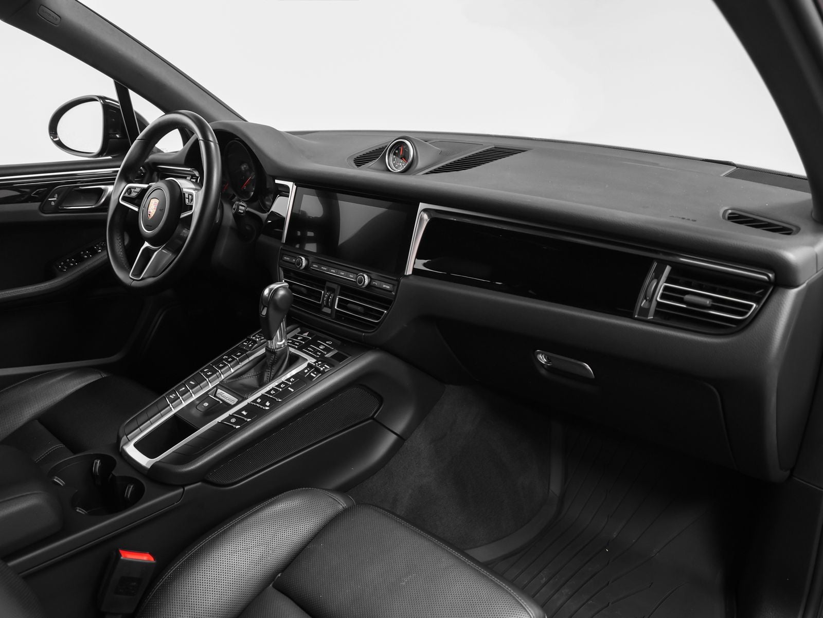 2021 Porsche Macan Base