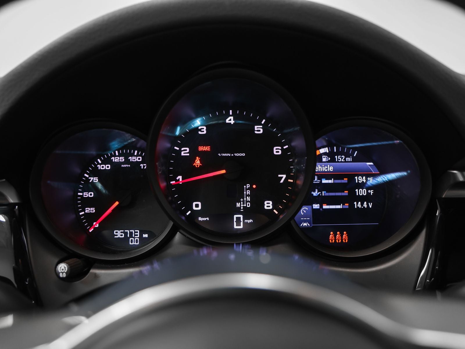 2021 Porsche Macan Base