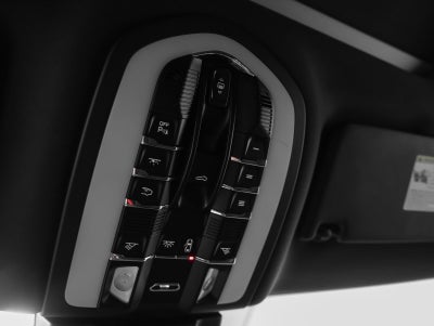 2021 Porsche Macan Base