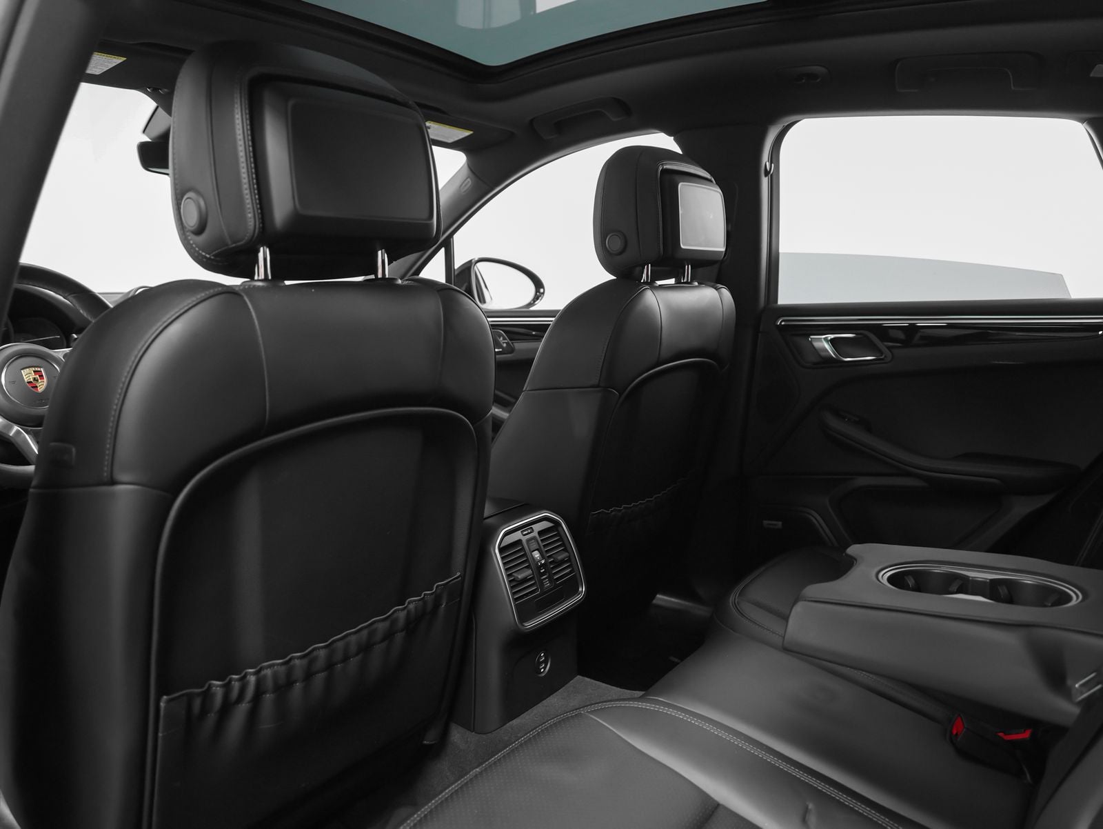 2021 Porsche Macan Base