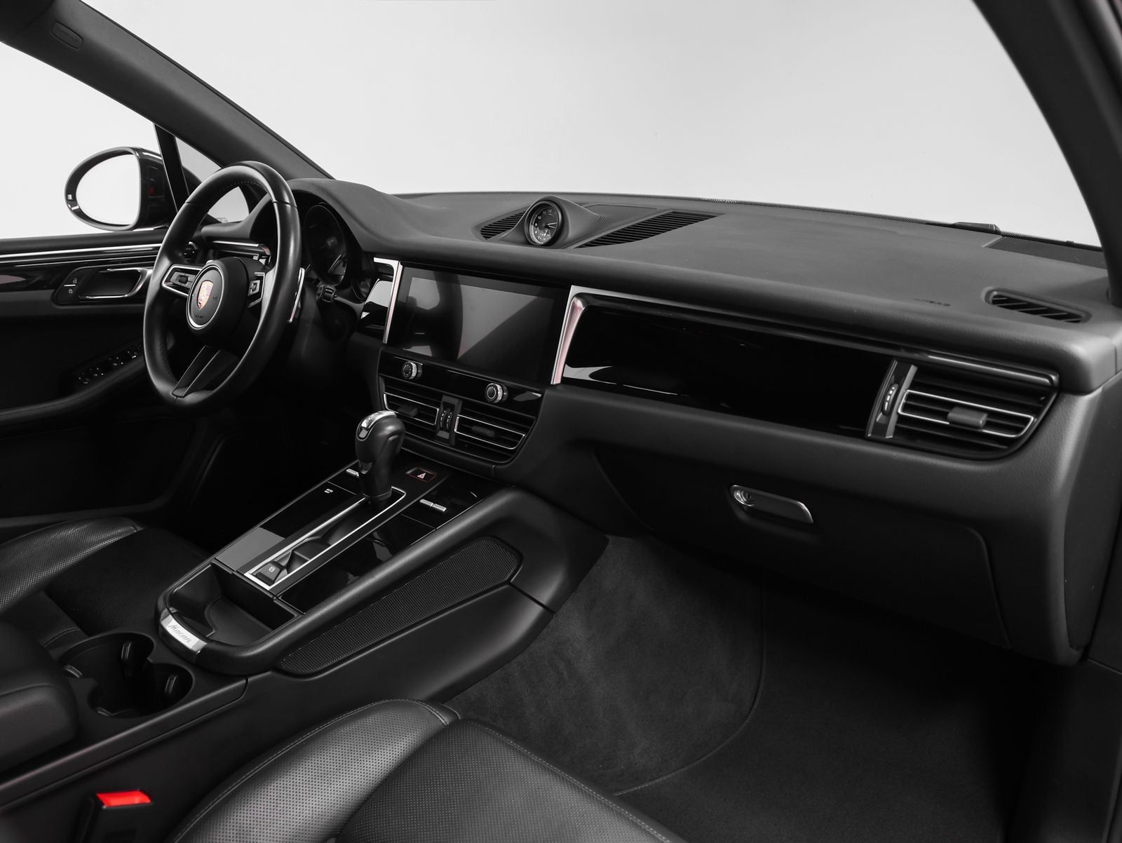 2022 Porsche Macan Macan