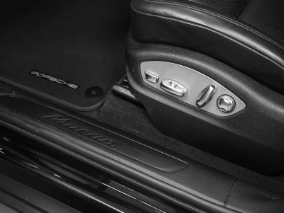 2022 Porsche Macan Macan