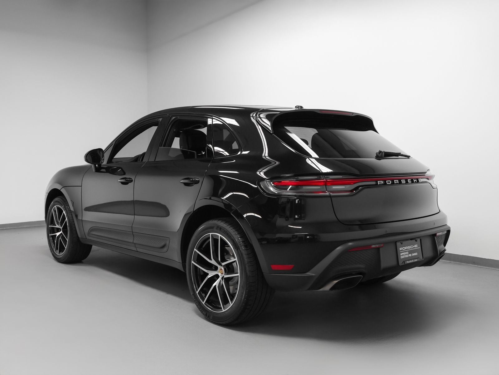 2022 Porsche Macan Macan