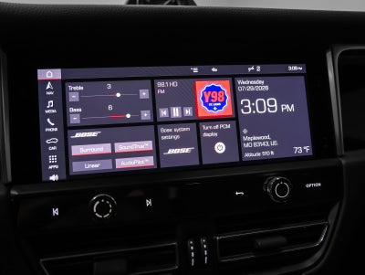 2022 Porsche Macan Macan