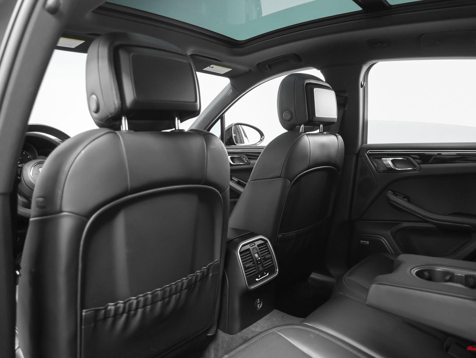 2022 Porsche Macan Macan