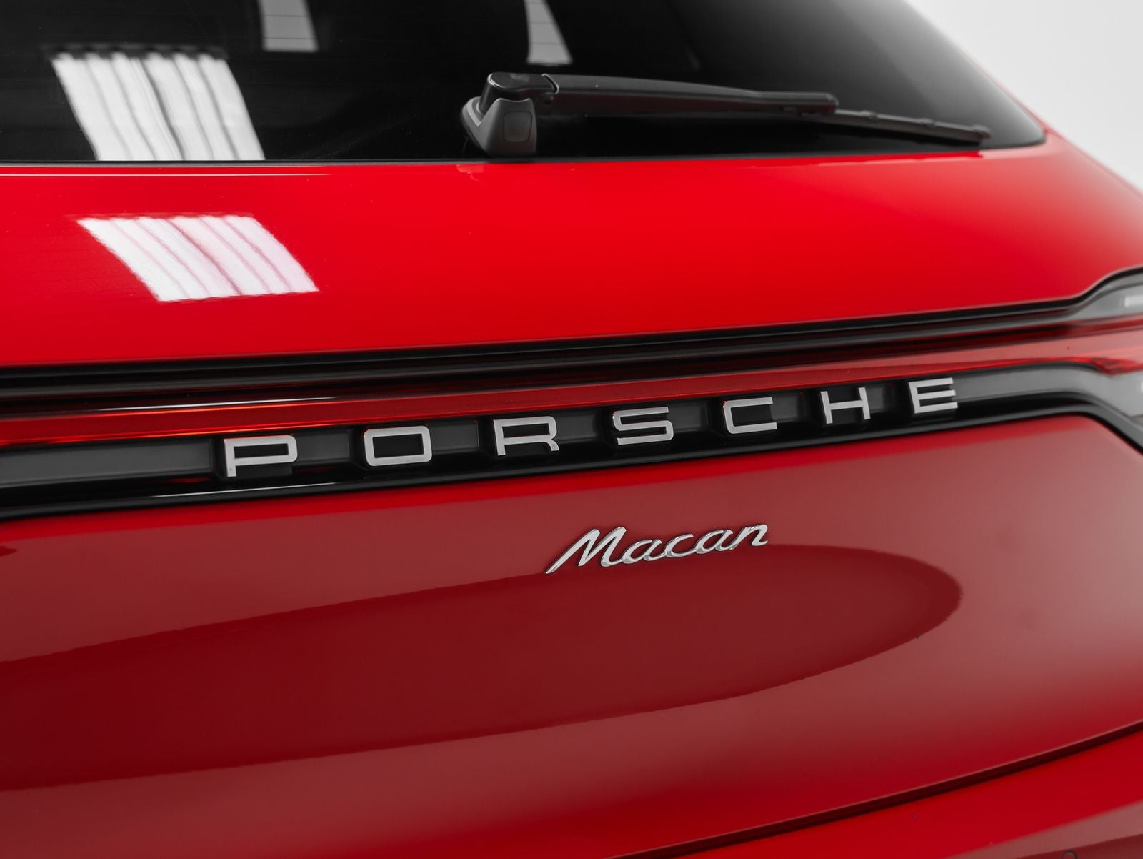2023 Porsche Macan Macan (MY23)