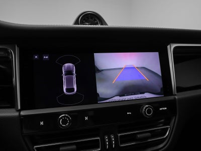 2023 Porsche Macan Macan (MY23)