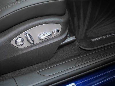 2025 Porsche Macan Macan