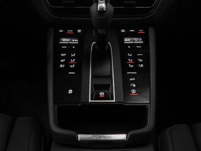 2025 Porsche Macan Macan